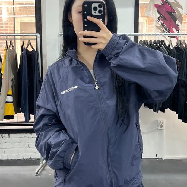 아디다스 어댑티드 네이비 바람막이