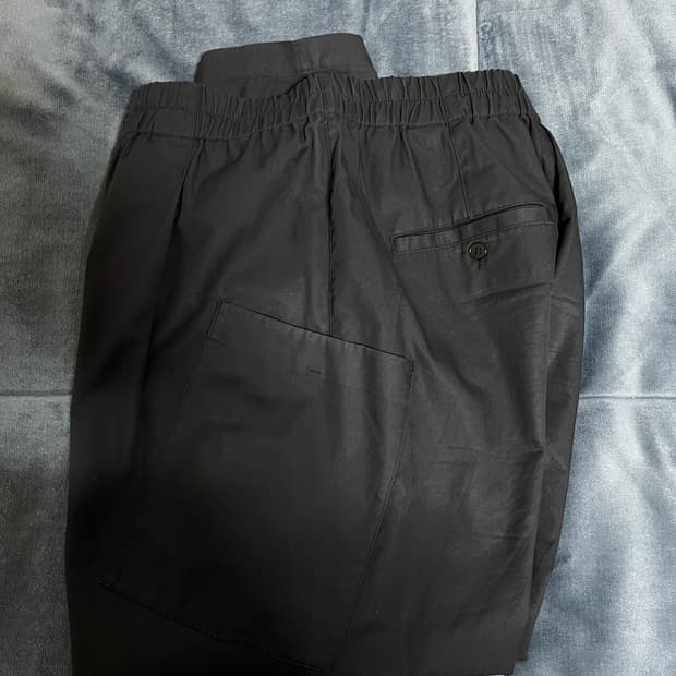 COS 네이비 팬츠 