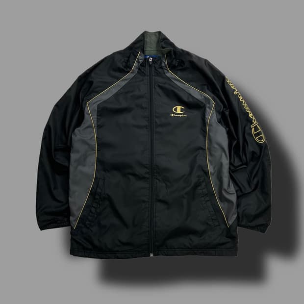 Champion

챔피온 00s 금색로고 바람막이