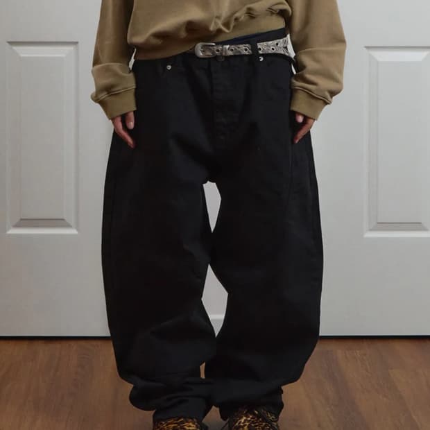 Flow slit curved pants 