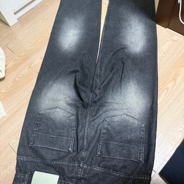 SATUR 흑청 와이드핏 데님 XL