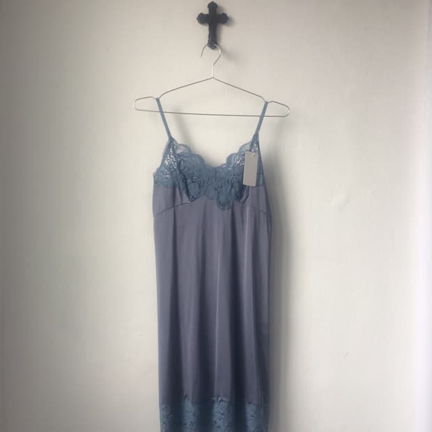 Lace point slip onepiece