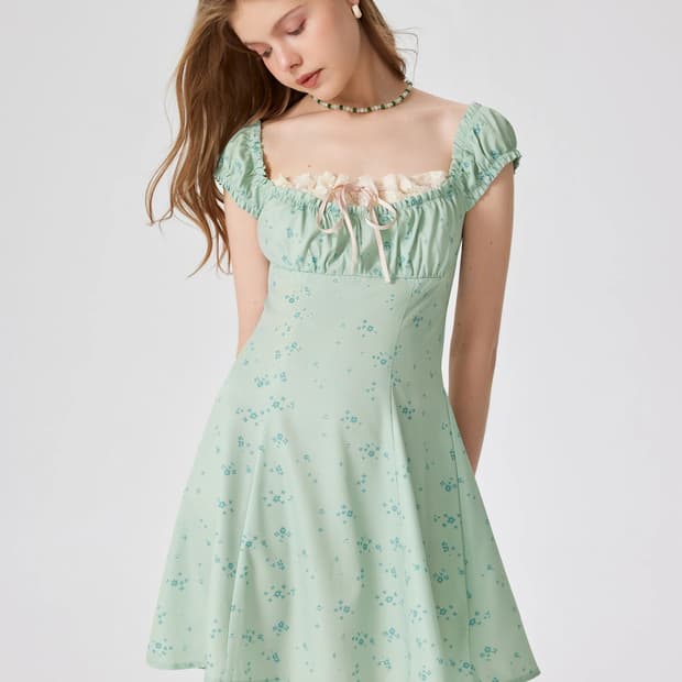 Floral U-neckline knotted mini dress
