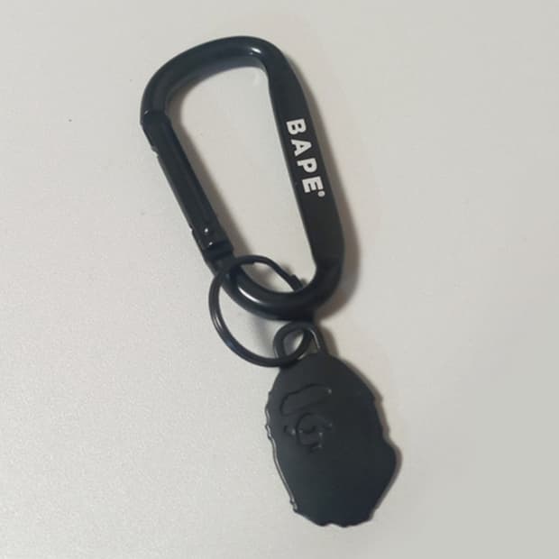 (미개봉) 베이프 카라비너 키링