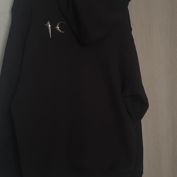 떠그클럽 후드티