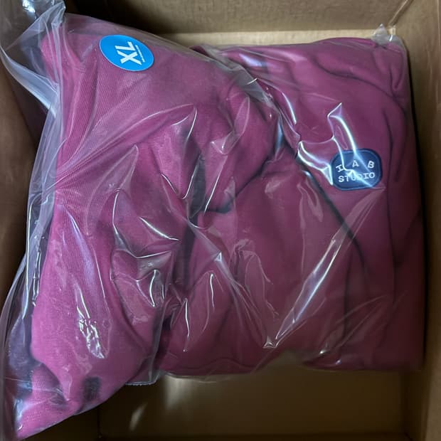 아이앱 스튜디오 아이앱 패치 후디 마젠타