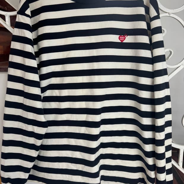 휴먼 메이드 스트라이프 롱슬리브 티셔츠 네이비 XL 팝니다