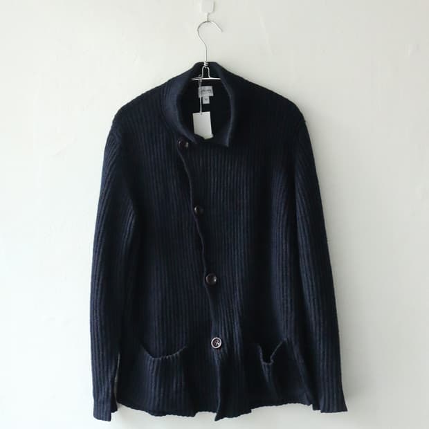 아르마니 사선 가디건