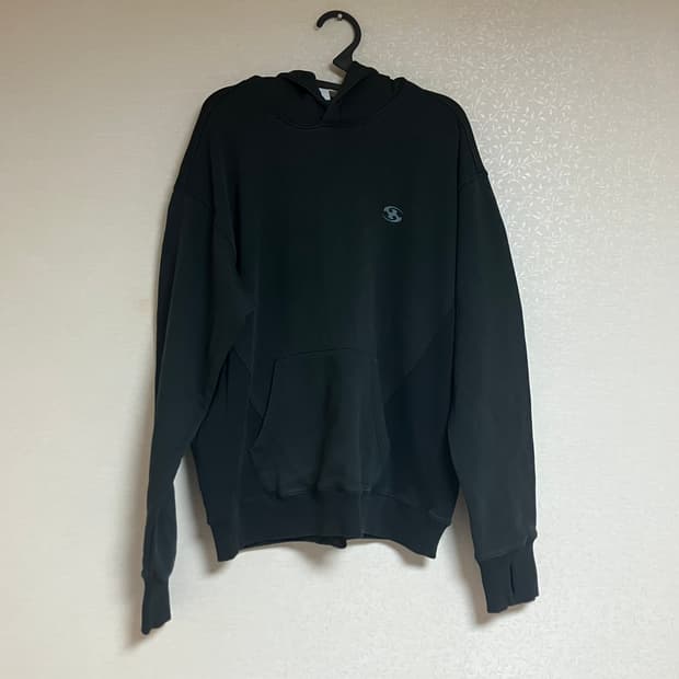 산산기어 블랙 후드티