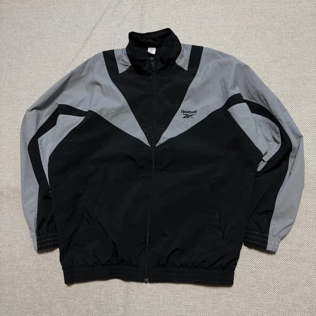 리복 배색 바람막이 자켓