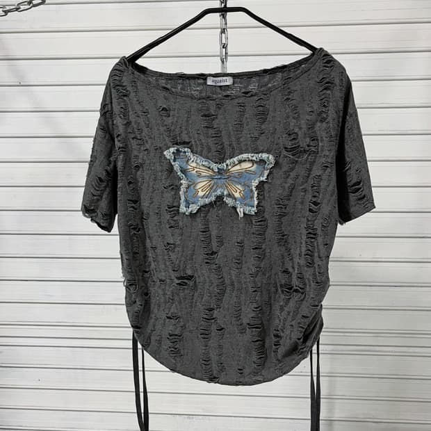 quaist distressed 🦋top