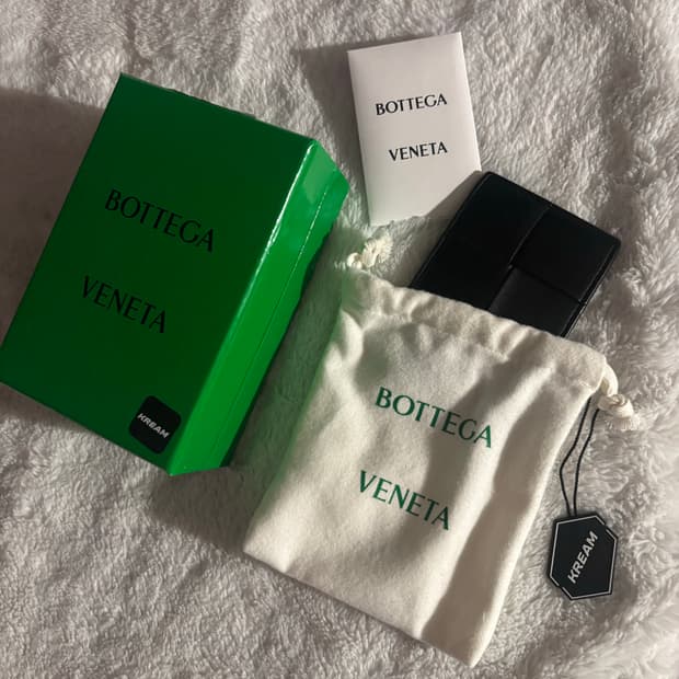 보테가베네타 카드지갑