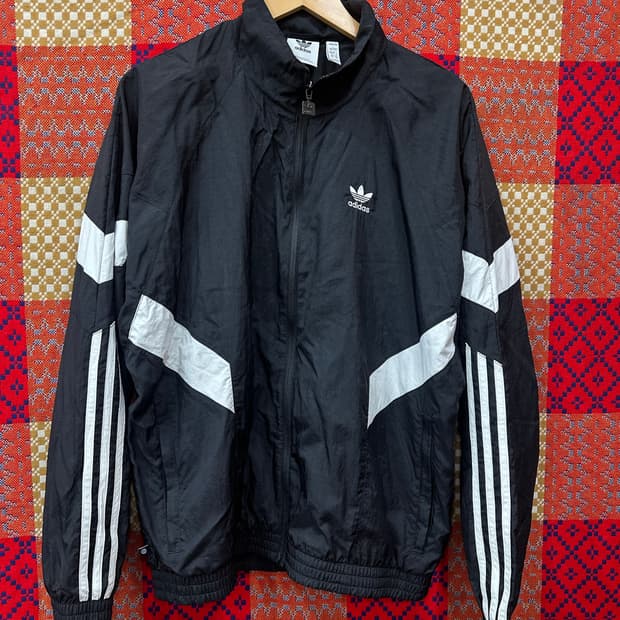 아디다스 블랙 바람막이 트랙 자켓 L