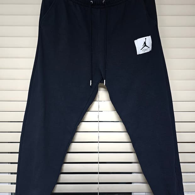 나이키 조던 에센셜 플리스 기모 조거팬츠 L