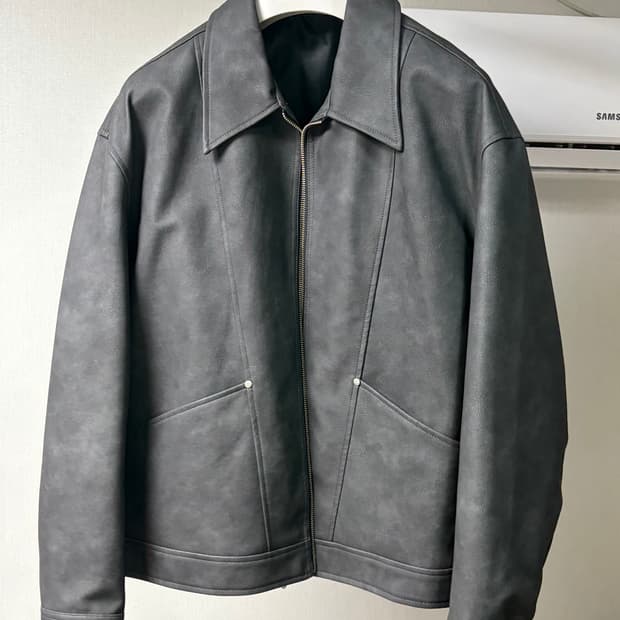 에잇세컨즈 가죽 자켓 XL