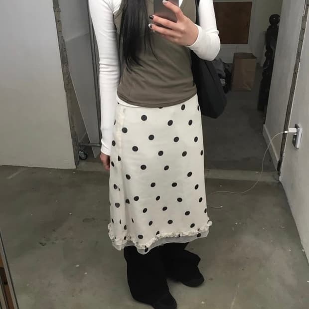폴카 도트 프릴 미디 스커트