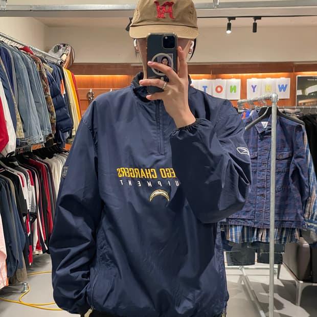 리복xNFL 반집업 바람막이  