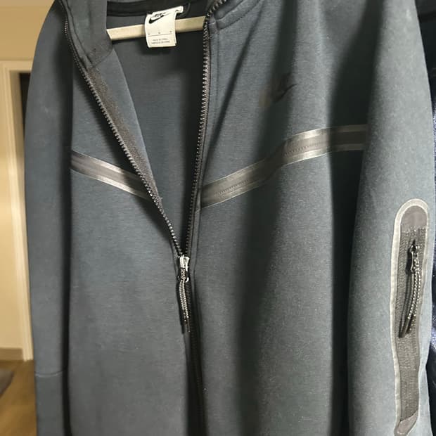 나이키 테크팩 구형 판매합니다