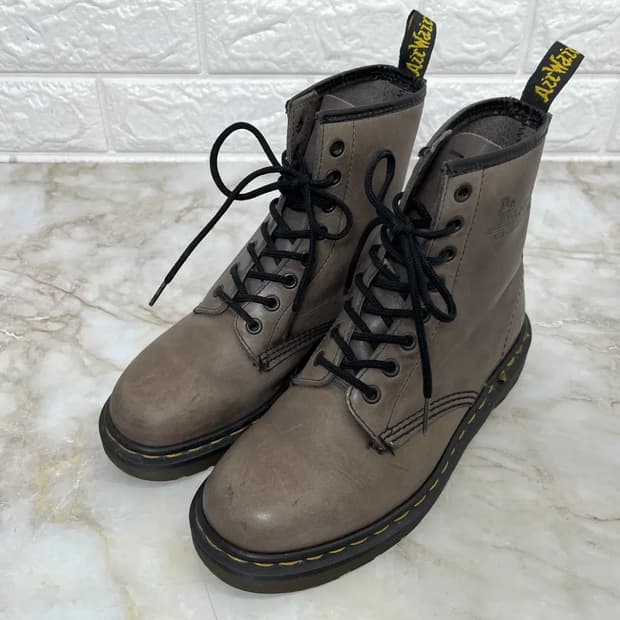 닥터마틴 MIE 가죽 부츠