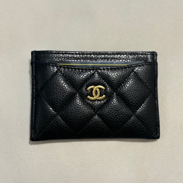 샤넬 클래식 캐비어 카드지갑 금장 카드홀더