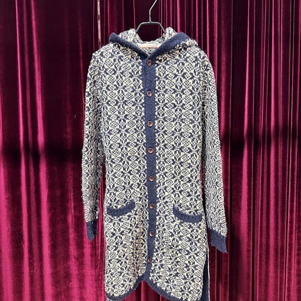 UMII 908 Nordic pattern knit coat