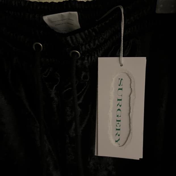 써저리 벨벳 와이드 팬츠 L 120000