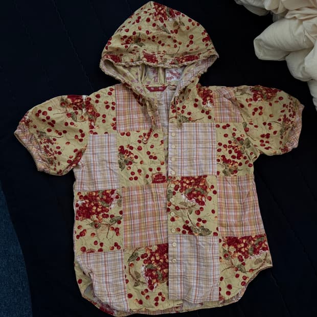 Pink house 반팔 후드 셔츠