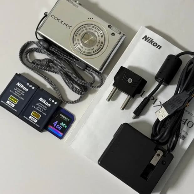 니콘 쿨픽스 S640 빈티지 디카 디지털카메라 골드실버