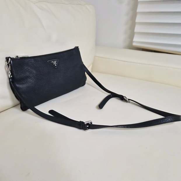 프라다정품 크로스백 