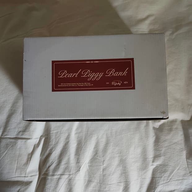 A24 Pearl 펄 굿즈