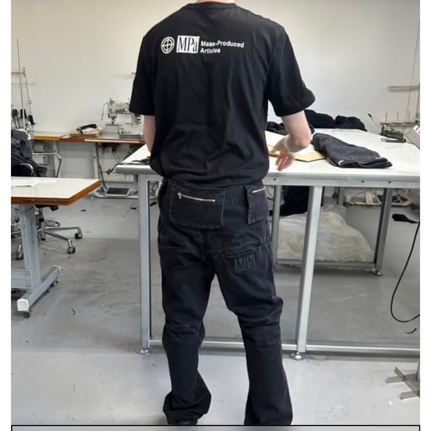 플라스틱프로덕트 백 팬츠