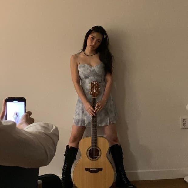 Spooning mini dress 스푸닝 미니 드레스 (예리 착용)