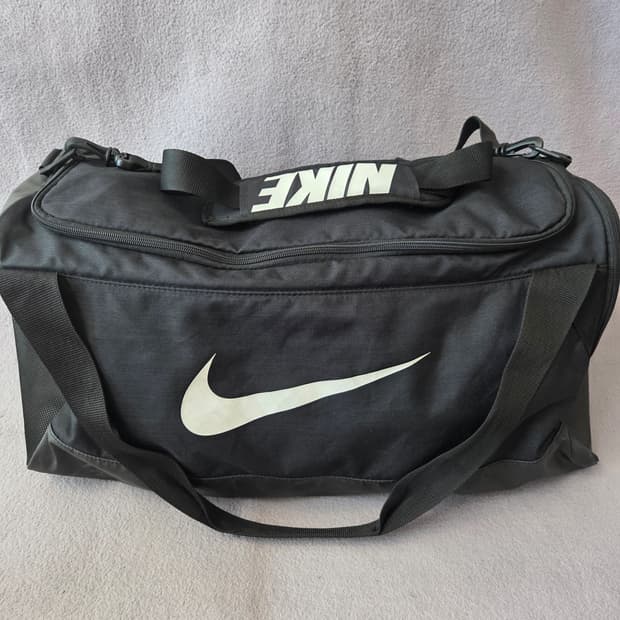 나이키 브라질리언 더플백
