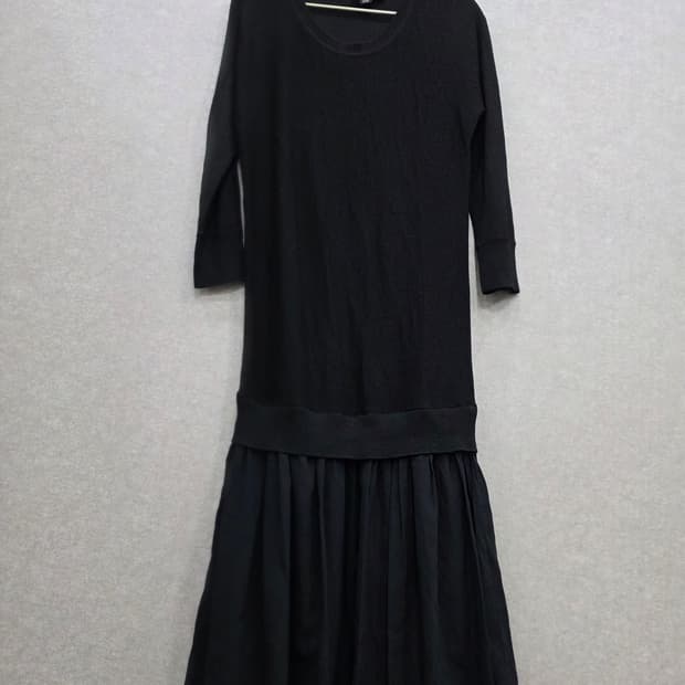 DKNY 실크 블랙 니트 플리츠 원피스