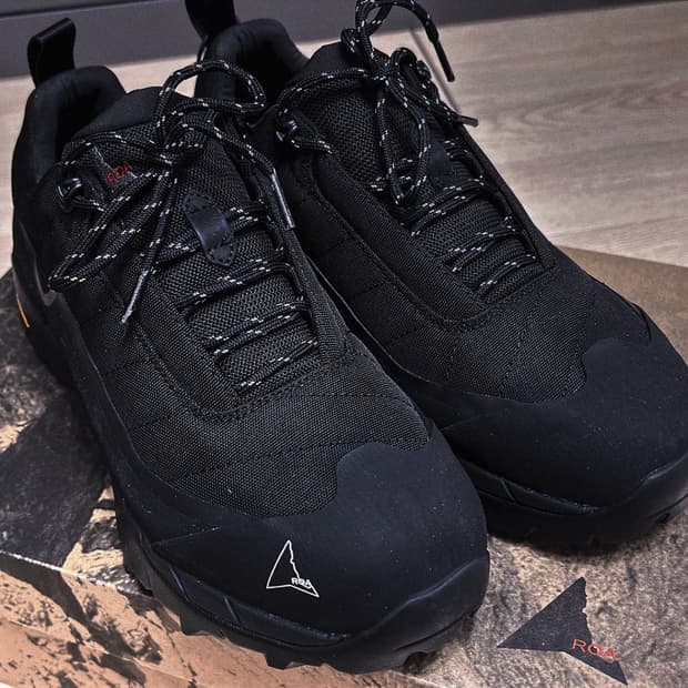 로아 하이킹 카타리나 블랙