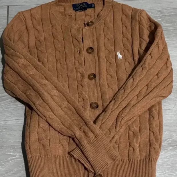 폴로 가디건