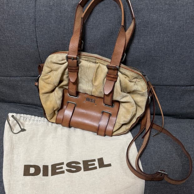 DIESEL 빈티지 스웨이드 레더 크로스백