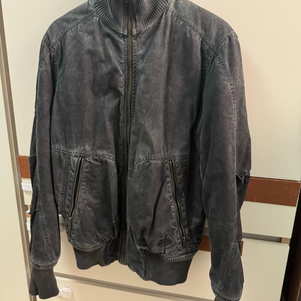 디젤 워시드 하이넥 봄버 m