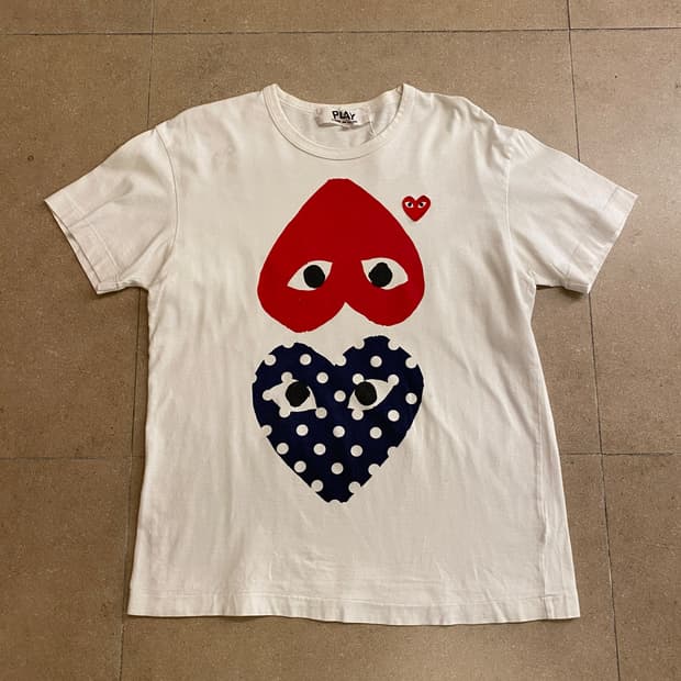 꼼데가르송 플레이 티셔츠