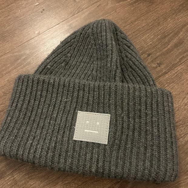 아크네스튜디오 비니 멜란지 그레이