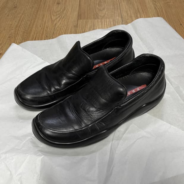 프라다 스포츠 로퍼