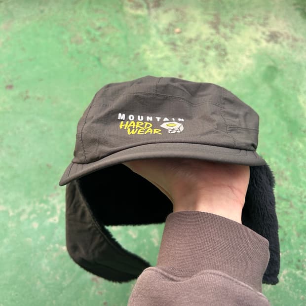 마운틴하드웨어 트루퍼햇