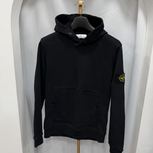 스톤아일랜드 버튼 후드티 M 