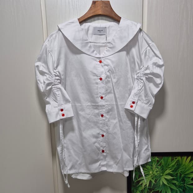 (타임세일)(새상품)RAVI+N 화이트 세일러 블라우스