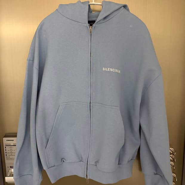 발렌시아가 블루 지퍼 후드티