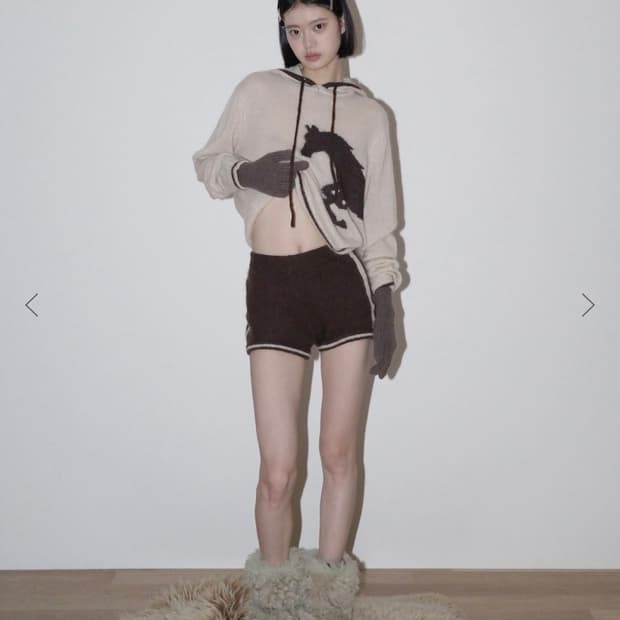 글로니 세트! (코지 크리터 후드 니트+크로스 스티치 니트 쇼츠)