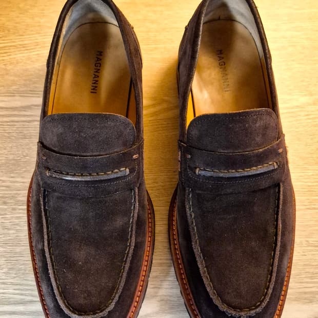 Magnanni
Suede Penny Loafers (40½)
