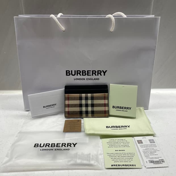버버리 체크 카드지갑