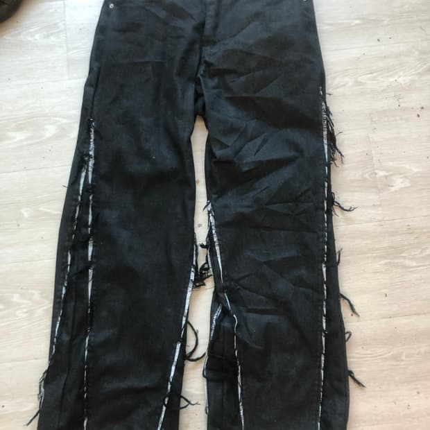 ENOC 블랙 컷아웃 청바지 30~32 size