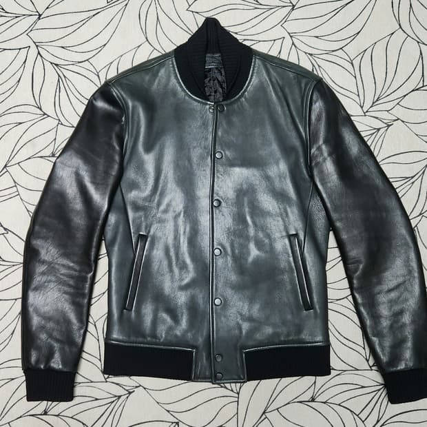 SYSTEM 시스템옴므 스타디움 램스킨 봄버자켓 100